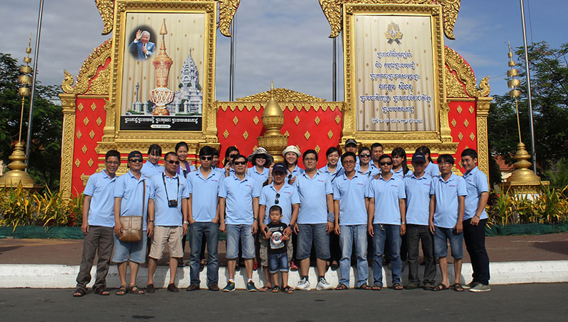 Viteccons tổ chức tour du lịch cho CBNV hè 2014