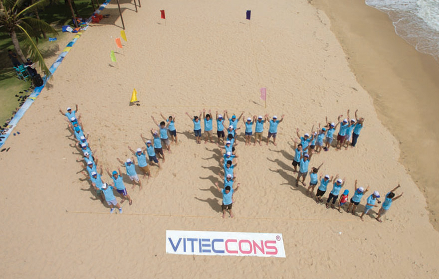 Viteccons tổ chức Team Building 2017