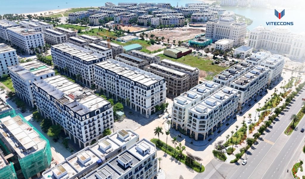 SORA BAY HẠ LONG: KHI GIÀN GIÁO HẠ XUỐNG