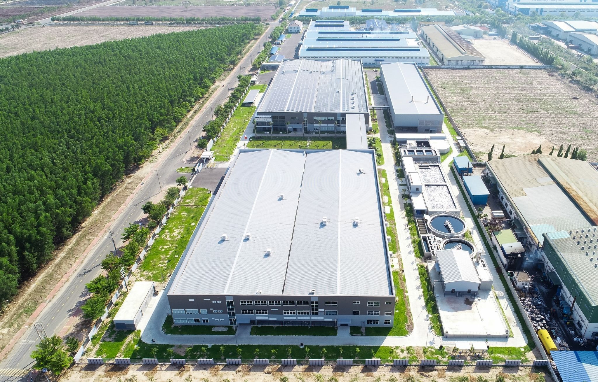 NHÀ MÁY SÀI GÒN 3 JEAN