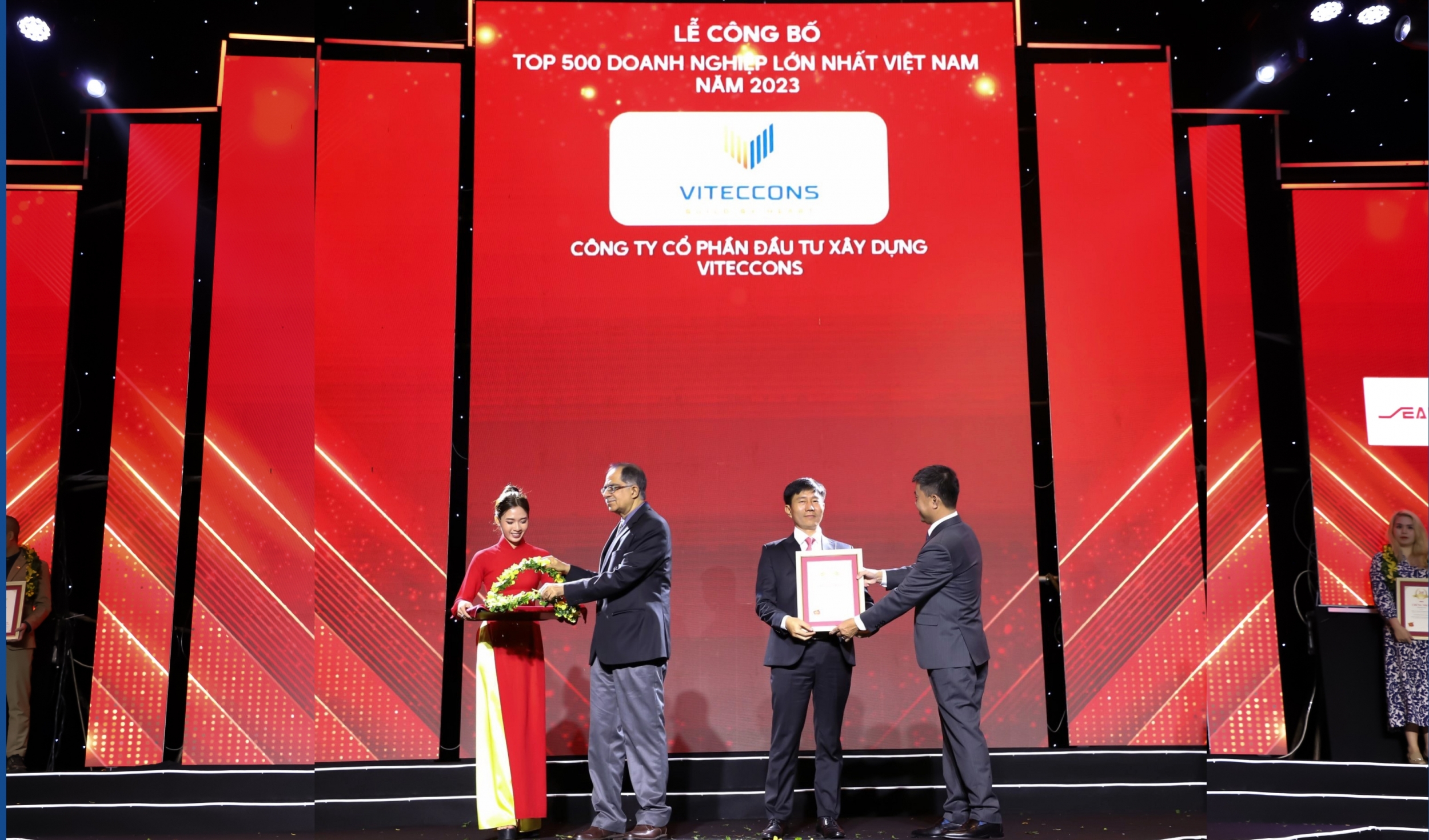 VITECCONS ĐẠT GIẢI THƯỞNG TOP 500 DOANH NGHIỆP LỚN NHẤT VIỆT NAM