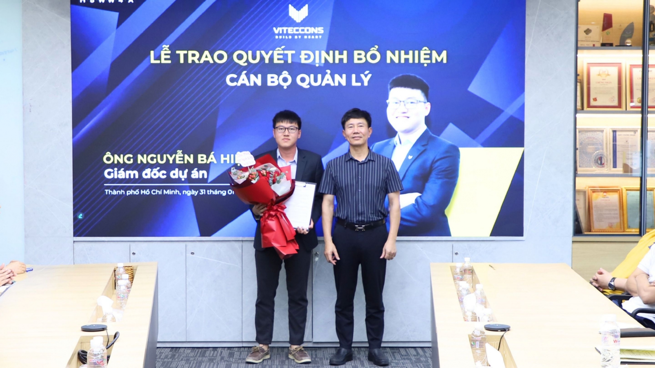 VITECCONS TRAO QUYẾT ĐỊNH BỔ NHIỆM GIÁM ĐỐC DỰ ÁN
