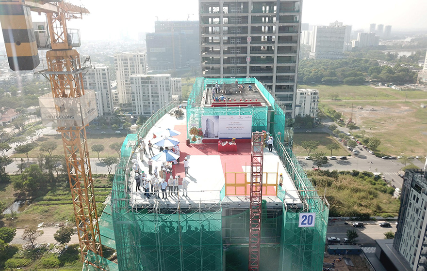 Viteccons topping out the progress of The 67 Building Project